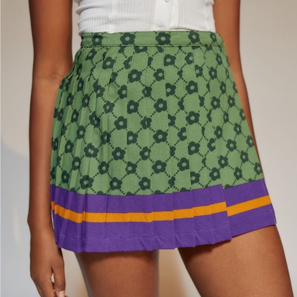 Urban Outfitters Pleated Skit - Picture 5 of 6